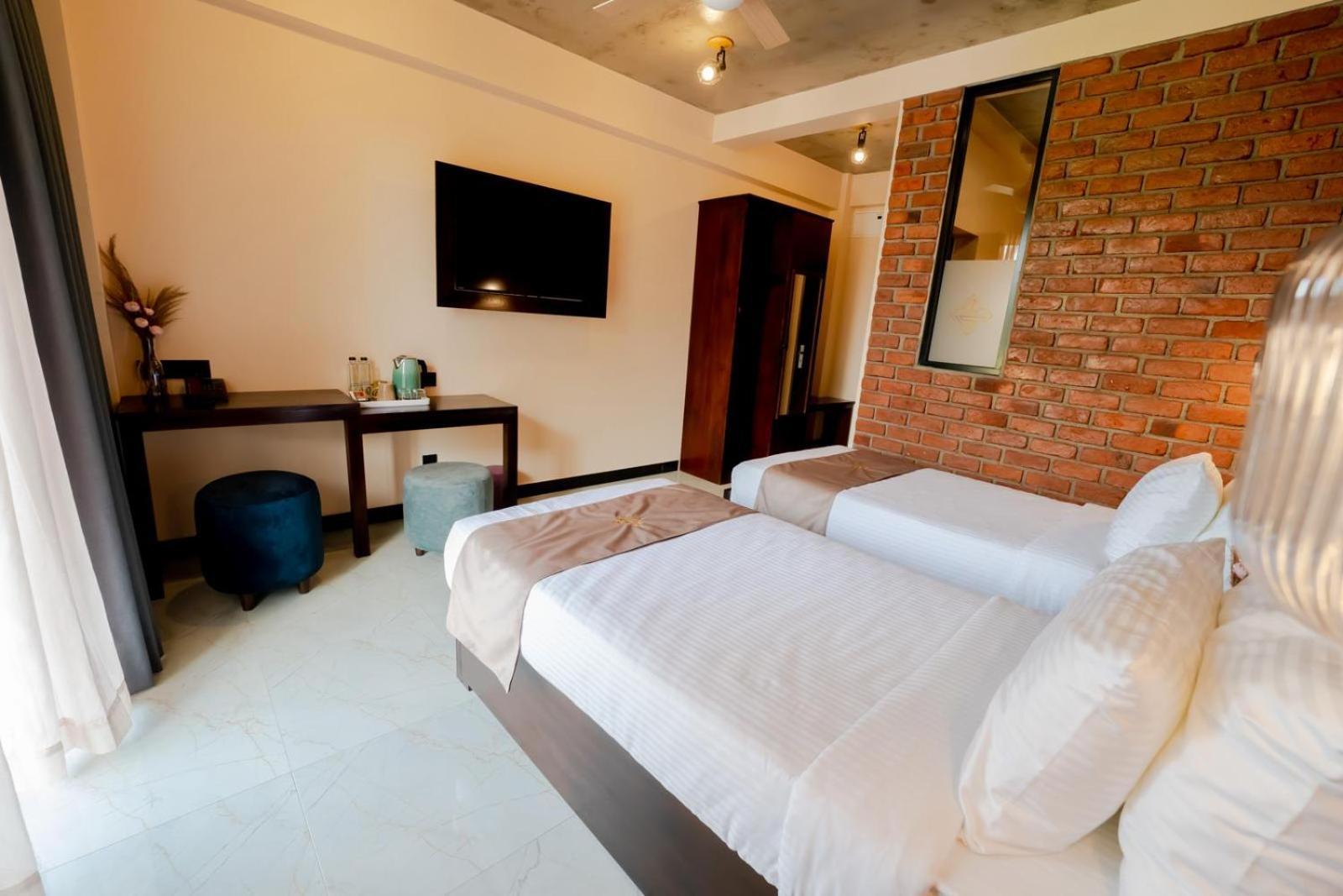 Limeshine - Airport Transit Hotels & Residences Katunayaka Extérieur photo