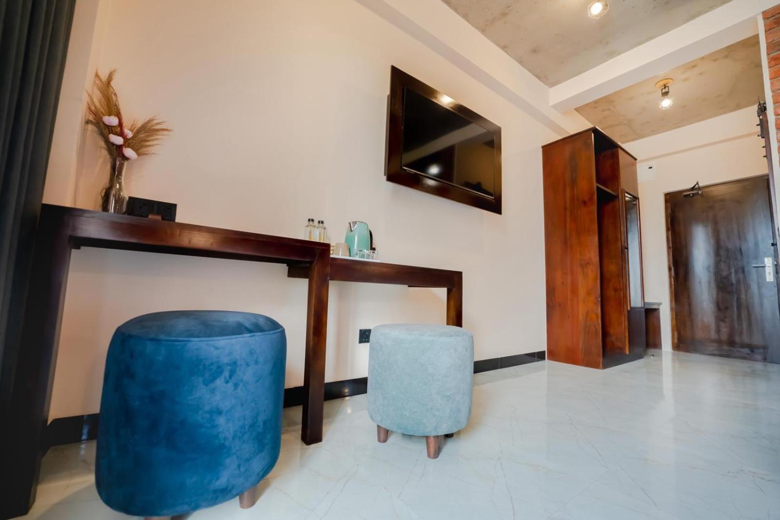 Limeshine - Airport Transit Hotels & Residences Katunayaka Extérieur photo