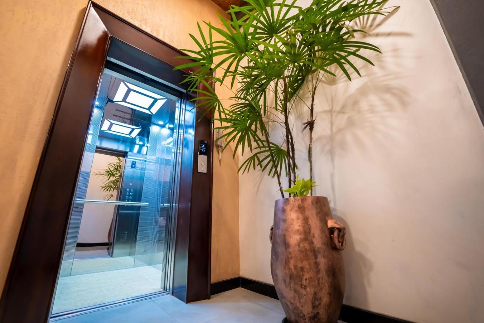 Limeshine - Airport Transit Hotels & Residences Katunayaka Extérieur photo