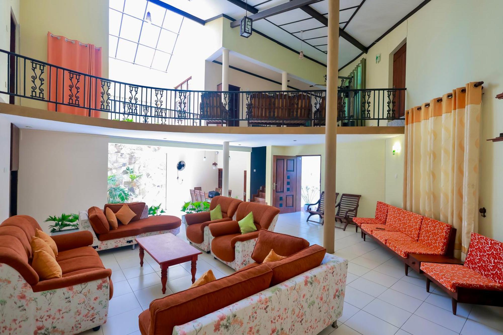 Limeshine - Airport Transit Hotels & Residences Katunayaka Extérieur photo