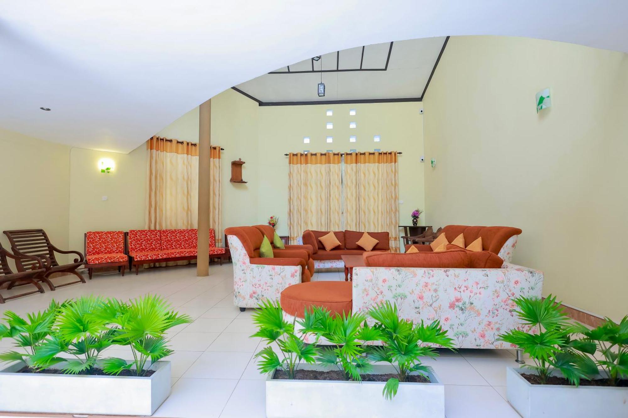 Limeshine - Airport Transit Hotels & Residences Katunayaka Extérieur photo